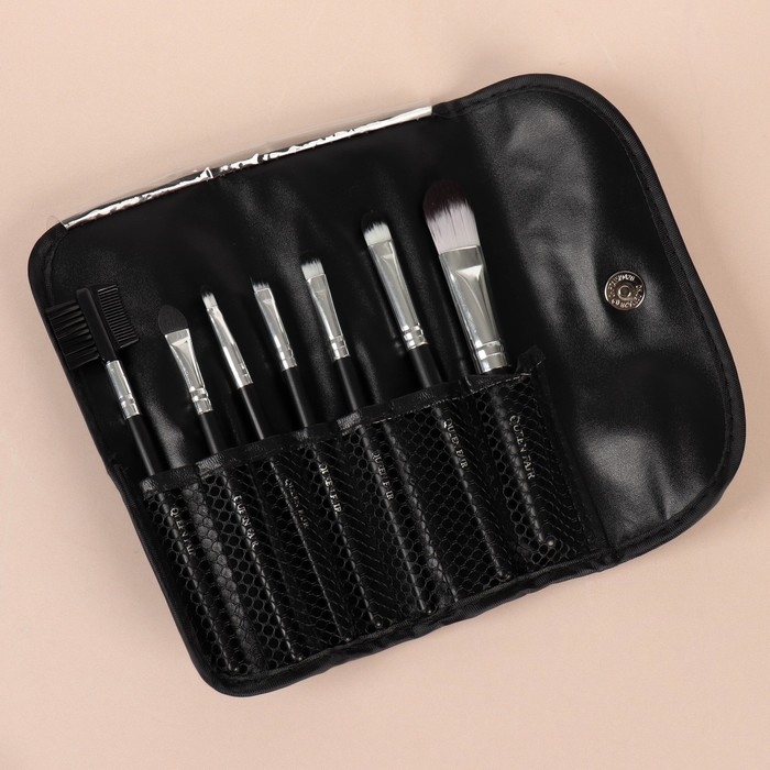 Набор кистей для макияжа, 7 предметов, чехол на кнопке, цвет чёрный