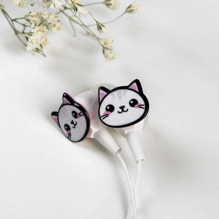 Наушники на открытке, «Замурчательной музыки», вакуумные, белые Наушники на открытке, «Замурчательной музыки», вакуумные, белые