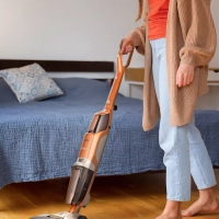 Вертикальный беспроводной моющий пылесос КТ-5219 - 140 Вт Вертикальный беспроводной моющий пылесос КТ-5219 - 140 Вт