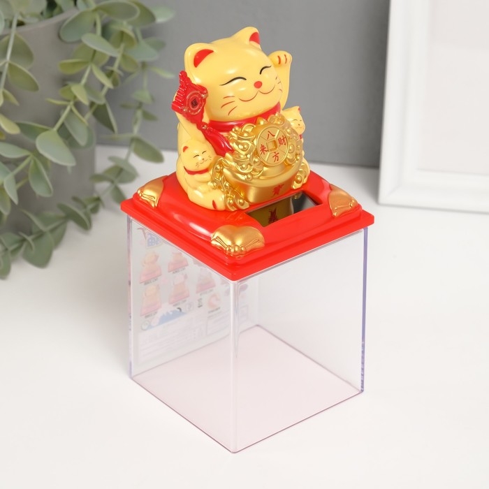 Маятник пластик Маятник пластик "Жёлтый Манэки-нэко с котятами и золотом" 8х8х8,2 см