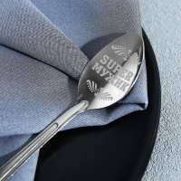 Ложка чайная с гравировкой «Super мужик», на подарочной открытке, 3 х 14 см. Ложка чайная с гравировкой «Super мужик», на подарочной открытке, 3 х 14 см.