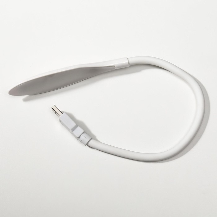 Светильник 16235/1WT 14хLED 1,5Вт белый 3х42 см RISALUX Светильник 16235/1WT 14хLED 1,5Вт белый 3х42 см RISALUX