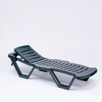 Шезлонг "Новый Свет", 187 х 63 х 43 см, зеленый Шезлонг "Новый Свет", 187 х 63 х 43 см, зеленый