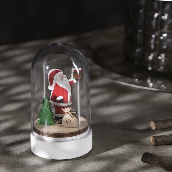 Светодиодная фигура под куполом «Дед Мороз» 6 × 9.5 × 6 см, дерево, батарейки LR1130х3 (нет в комплекте), свечение тёплое белое Светодиодная фигура под куполом «Дед Мороз» 6 × 9.5 × 6 см, дерево, батарейки LR1130х3 (нет в комплекте), свечение тёплое белое