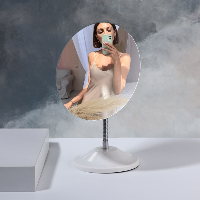 Зеркало настольное, на гибкой ножке, зеркальная поверхность 13,5 × 16,2 см, цвет белый Зеркало настольное, на гибкой ножке, зеркальная поверхность 13,5 × 16,2 см, цвет белый