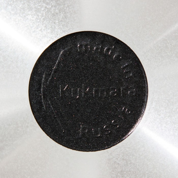 Сковорода «Традиция», 26×6 см, пластиковая ручка, стеклянная крышка, антипригарное покрытие, цвет чёрный Сковорода «Традиция», 26×6 см, пластиковая ручка, стеклянная крышка, антипригарное покрытие, цвет чёрный