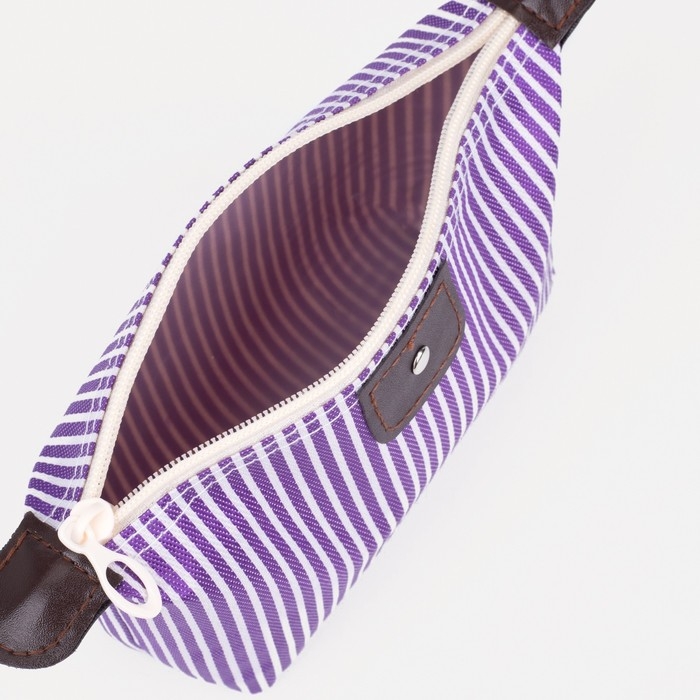 Косметичка на молнии, цвет сиреневый Косметичка на молнии, цвет сиреневый