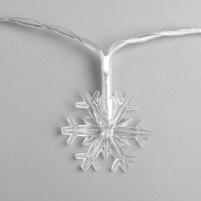 Гирлянда «Нить» 3 м с насадками «Снежинки большие», IP20, прозрачная нить, 20 LED, батарейки AAх3 (нет в комплекте), свечение мульти Гирлянда «Нить» 3 м с насадками «Снежинки большие», IP20, прозрачная нить, 20 LED, батарейки AAх3 (нет в комплекте), свечение мульти