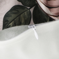 Подушка Этель "Snake and rose" Этель 40х40 см, 100% п/э, велюр Подушка Этель "Snake and rose" Этель 40х40 см, 100% п/э, велюр