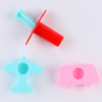 Тесто для лепки &laquo;Ракета&raquo; 15 цветов по 5 г, 2 формы, пресс