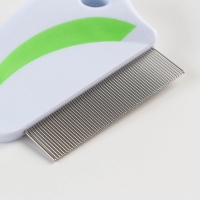 Расчёска малая с нескользящей ручкой, 8 х 6 см, бело-зелёная Расчёска малая с нескользящей ручкой, 8 х 6 см, бело-зелёная