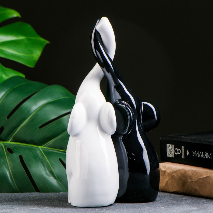 Фигура "Пара слонов"  9х15х25см   чёрный/белый,