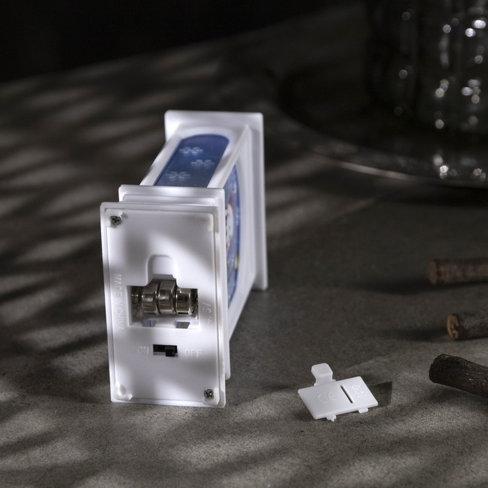 Светодиодная фигура «Фонарь со снеговиком» 7 × 13 × 3.5 см, пластик, батарейки AG13х3 (в комплекте), свечение тёплое белое Светодиодная фигура «Фонарь со снеговиком» 7 × 13 × 3.5 см, пластик, батарейки AG13х3 (в комплекте), свечение тёплое белое