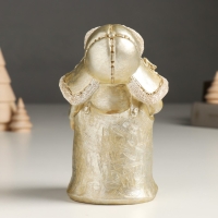 Сувенир полистоун "Дедушка Мороз в золотом наряде и шапке-ушанке с ёлочкой" 7х10х15 см Сувенир полистоун "Дедушка Мороз в золотом наряде и шапке-ушанке с ёлочкой" 7х10х15 см