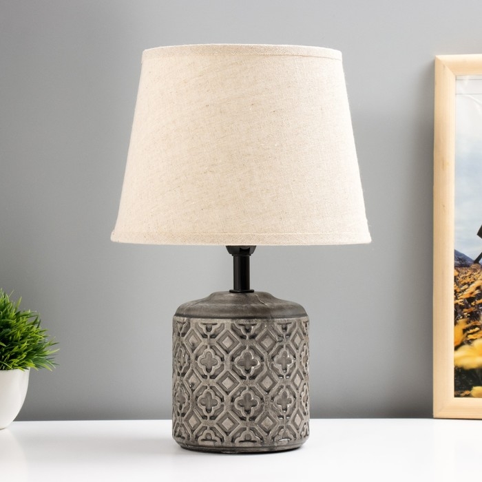 Настольная лампа "Лореа" E14 40Вт серый 20х20х31 см RISALUX