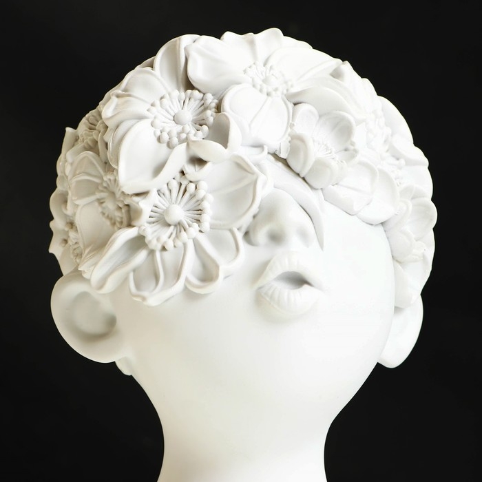 Статуэтка полистоун &laquo;Любовь&raquo; цвет белый 12 х 6,5 х 22 см