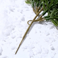 Декор &laquo;Ветвь душистой ели&raquo;