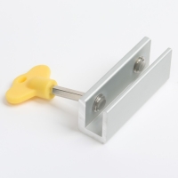 Блокиратор для окон и раздвижных дверей &laquo;Ключик&raquo;, под профиль 16 мм, 2 крепления, цвет желтый, Крошка Я