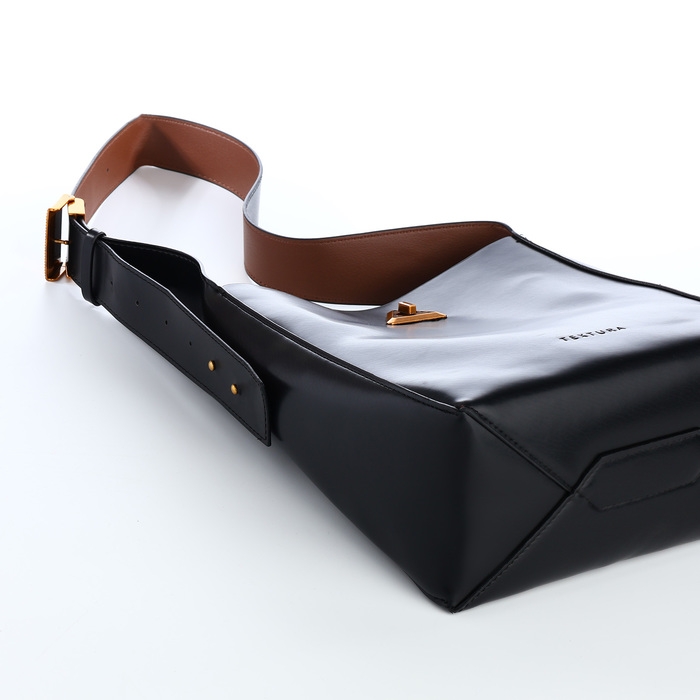 Сумка женская на винтовом замке TEXTURA, средний размер, цвет чёрный Сумка женская на винтовом замке TEXTURA, средний размер, цвет чёрный