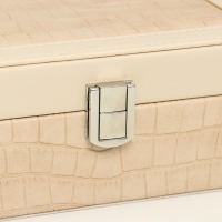 Шкатулка кожзам для украшений "Молочный питон" комбинированная 7,5х14х20 см Шкатулка кожзам для украшений "Молочный питон" комбинированная 7,5х14х20 см