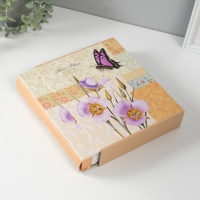 Фотоальбом на 200 фото 10х15 см "Бабочка и ирисы" в коробке 5х21х25,5 см Фотоальбом на 200 фото 10х15 см "Бабочка и ирисы" в коробке 5х21х25,5 см