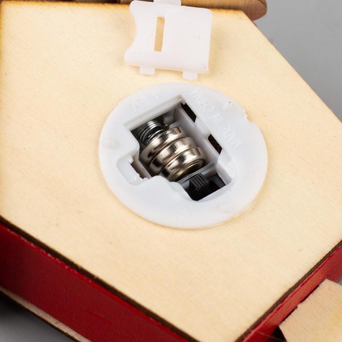 Ёлочная игрушка &laquo;Домик со снеговиком&raquo;, от батареек, свечение тёплое белое