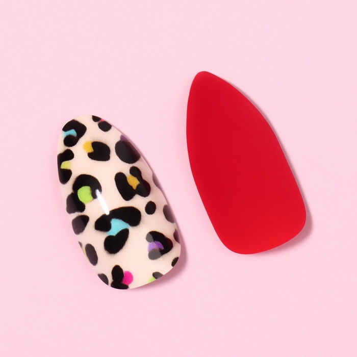 Накладные ногти «Лео», 12 шт, с клеевыми пластинами, форма миндаль, красные, бежевые Накладные ногти «Лео», 12 шт, с клеевыми пластинами, форма миндаль, красные, бежевые