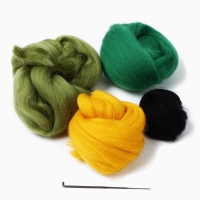 Валяние из шерсти на новый год. Игрушка своими руками &laquo;Милая змея&raquo;, новогодний набор для творчества, символ года 2025