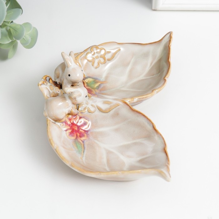 Сувенир керамика подставка Сувенир керамика подставка "Зайчики у цветов" 11,5х17х6 см