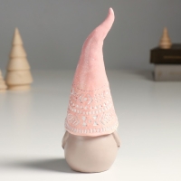 Сувенир полистоун "Дед Мороз в розовом колпаке, колпак съехал на глаза" 8,5х8х20,5 см Сувенир полистоун "Дед Мороз в розовом колпаке, колпак съехал на глаза" 8,5х8х20,5 см