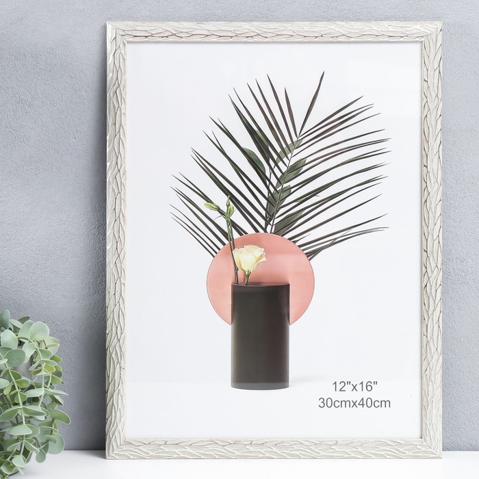 Фоторамка пластик 30х40 см Фоторамка пластик 30х40 см "Корни" бежевая с серебром 44х34 см