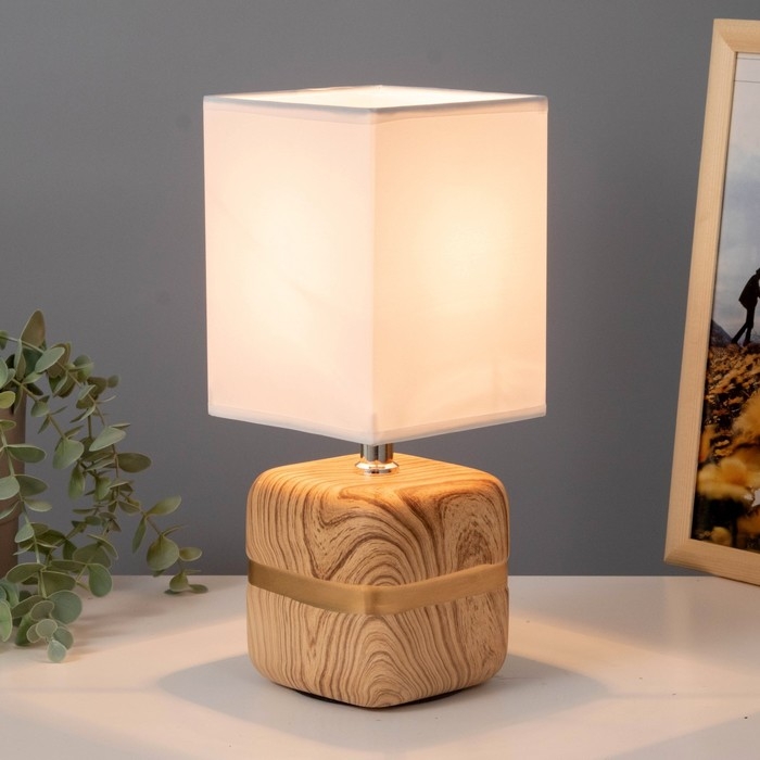 Настольная лампа "Оливия" Е14 40Вт 12,5х12,5х30 см RISALUX