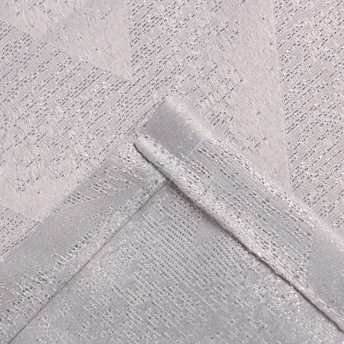 Скатерть Этель "Линии" цв.серебро, 142*220 +/-3 см, 115 &plusmn;10 гр,100%