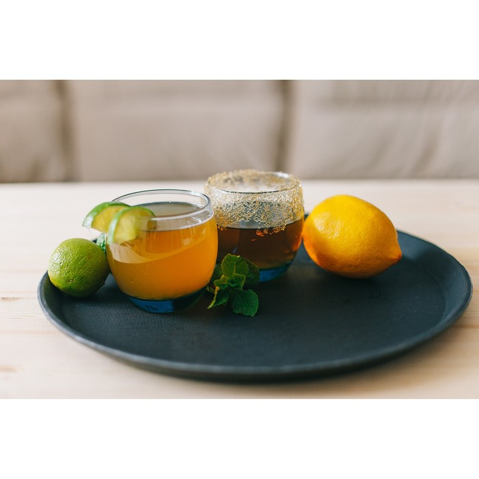 Поднос прорезиненный круглый, d=35 см, цвет чёрный Поднос прорезиненный круглый, d=35 см, цвет чёрный