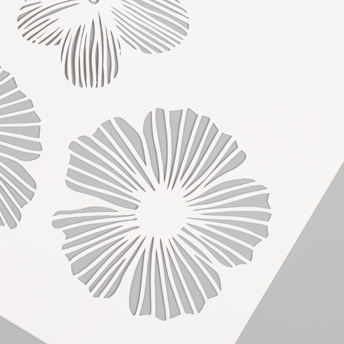 Трафарет пластиковый "Цветы", 15х15 см