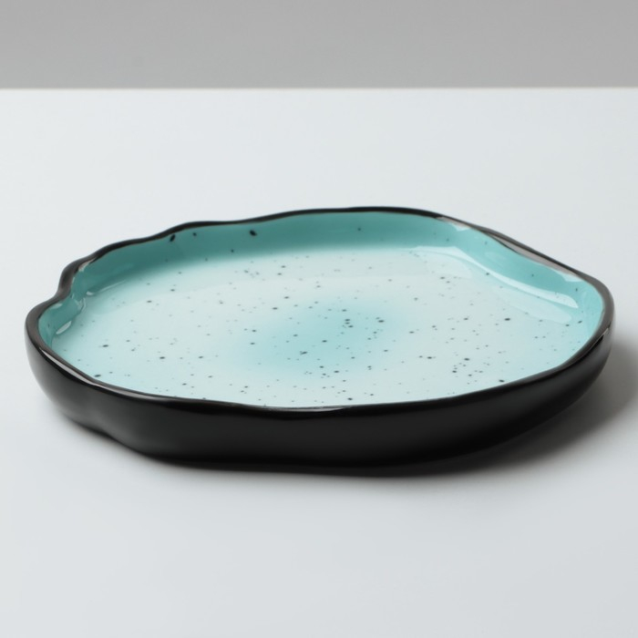 Тарелка керамическая неровный край &laquo;Синяя&raquo;, 17 см, цвет синий