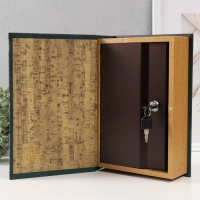 Сейф-книга дерево кожзам "Золотой павлин" тиснение, под металл 27х18х7 см Сейф-книга дерево кожзам "Золотой павлин" тиснение, под металл 27х18х7 см