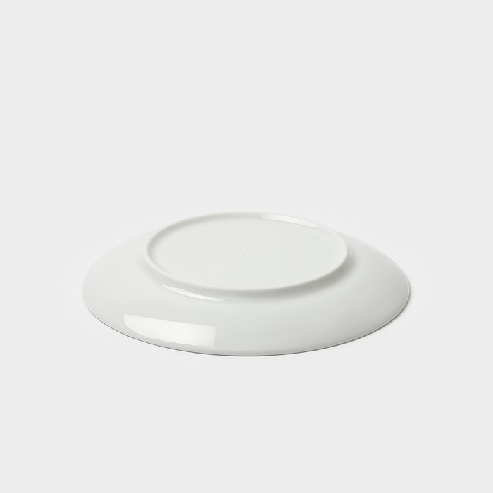 Набор фарфоровой посуды &laquo;Классический&raquo;, 24 предмета: тарелка плоская d=17,5 см, d=20 см, тарелка глубокая 600 мл, d=20 см, кружка 300 мл