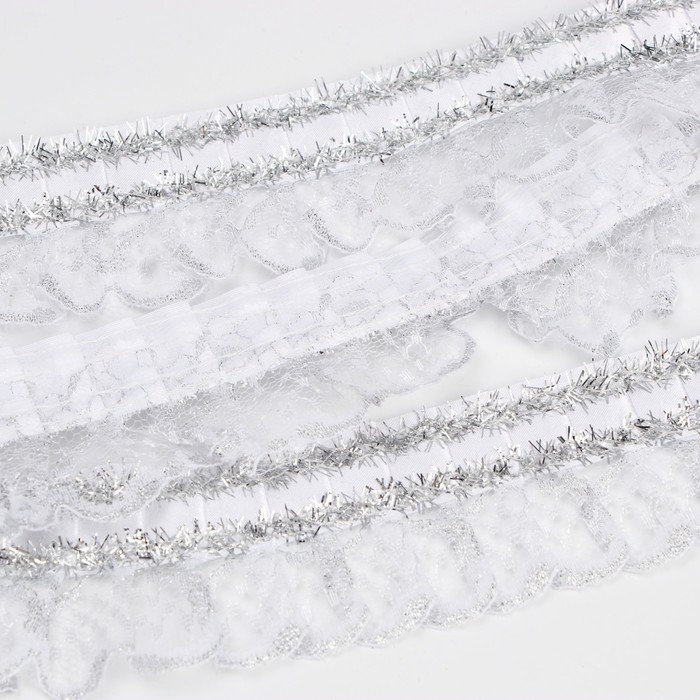 Тесьма, гипюр на атласе с фольгой, 5 см, в рулоне 25 м