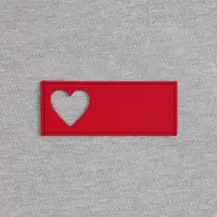 Лейбл из ПВХ с вырубкой &laquo;Сердце&raquo;, красный
