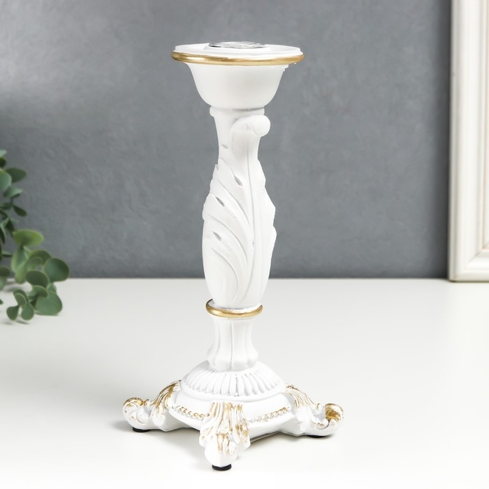 Подсвечник полистоун на 1 свечу Подсвечник полистоун на 1 свечу "Пышный лист" белый 21,5х9х9 см