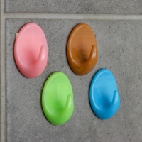 Крючки самоклеящиеся Доляна &laquo;Овал&raquo;, 6 шт, цвет МИКС