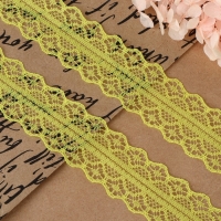 Кружево капроновое, 30 мм &times; 10 &plusmn; 1 м, цвет жёлтый