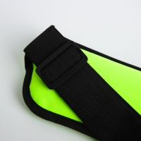 Сумка поясная на молнии, светоотражающие элементы, цвет зелёный Сумка поясная на молнии, светоотражающие элементы, цвет зелёный