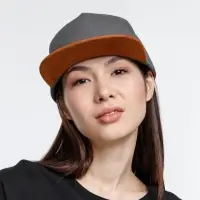 Бейсболка Foreside с прямым козырьком, серая с коричневым Бейсболка Foreside с прямым козырьком, серая с коричневым