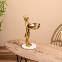 Блюдо "Волк угощает" алюминий 20х25х42 см Блюдо "Волк угощает" алюминий 20х25х42 см