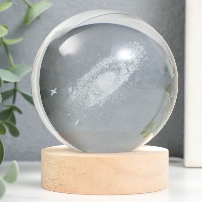 Сувенир стекло подсветка Сувенир стекло подсветка "Млечный путь" d=8 см подставка дерево, USB 8х8х9,5 см