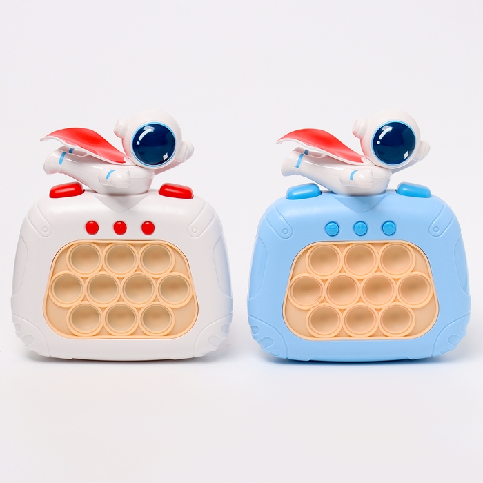 Развивающая игрушка «Космонавт», свет, звук, виды МИКС Развивающая игрушка «Космонавт», свет, звук, виды МИКС