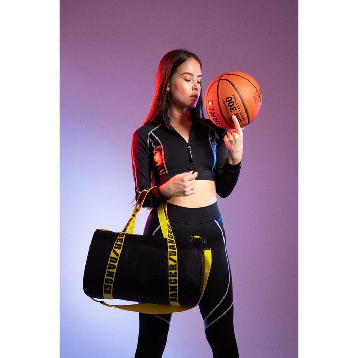 Сумка спортивная Danger на молнии, цвет чёрный Сумка спортивная Danger на молнии, цвет чёрный