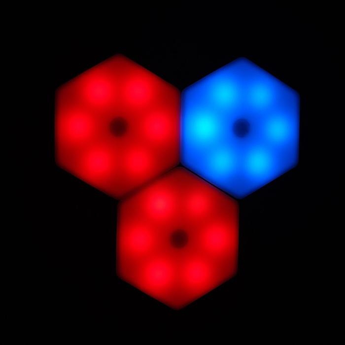 Набор светильник сенсорный "соты с пультом" 3 шт, 85х75мм, RGB, 3*ААА (не в компл.)